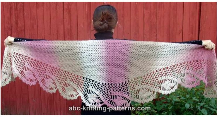 Dawn in the Woods Shawl Crochet Free Pattern - Trendy Women #Shawl; Free #Crochet; Patterns